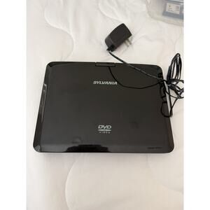 SYLVANIA SDVD1048-2 10.1” Portable Swivel-Screen DVD Player - Black Tested Works